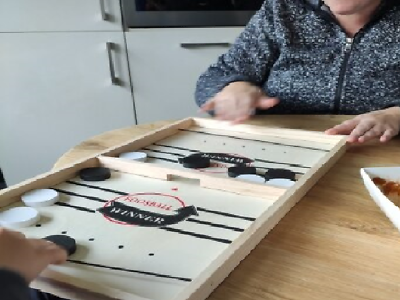 Excellent ילדים / תינוקות Family Games Table Hockey Game Board-Game Fast Hockey Sling Puck Interactive